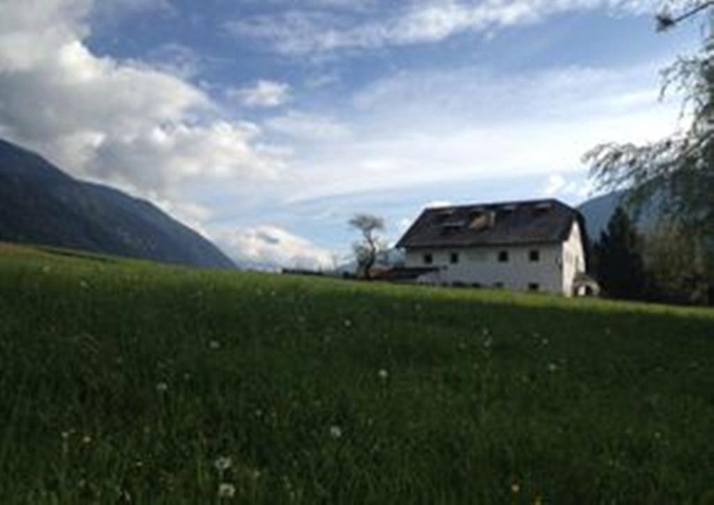Ansitz Goller Hotel Rasun di Sopra Buitenkant foto