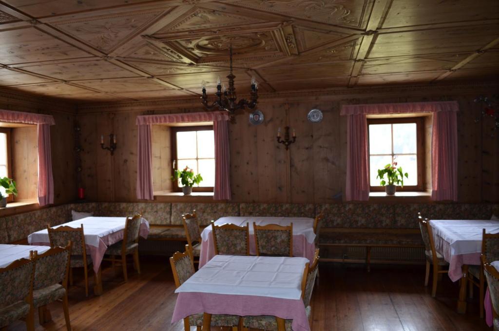 Ansitz Goller Hotel Rasun di Sopra Buitenkant foto