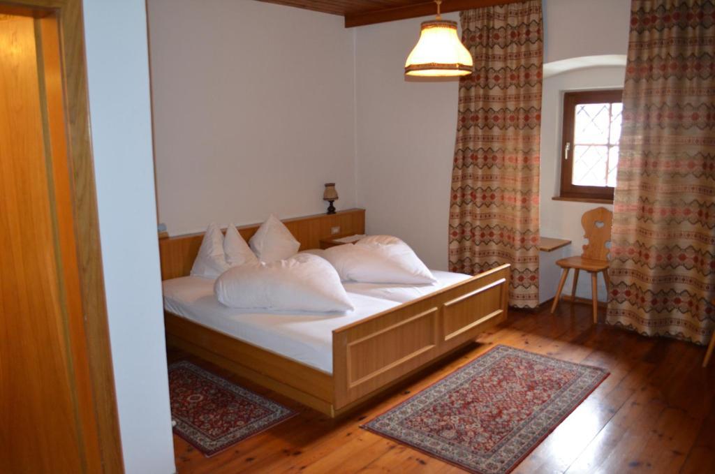 Ansitz Goller Hotel Rasun di Sopra Kamer foto